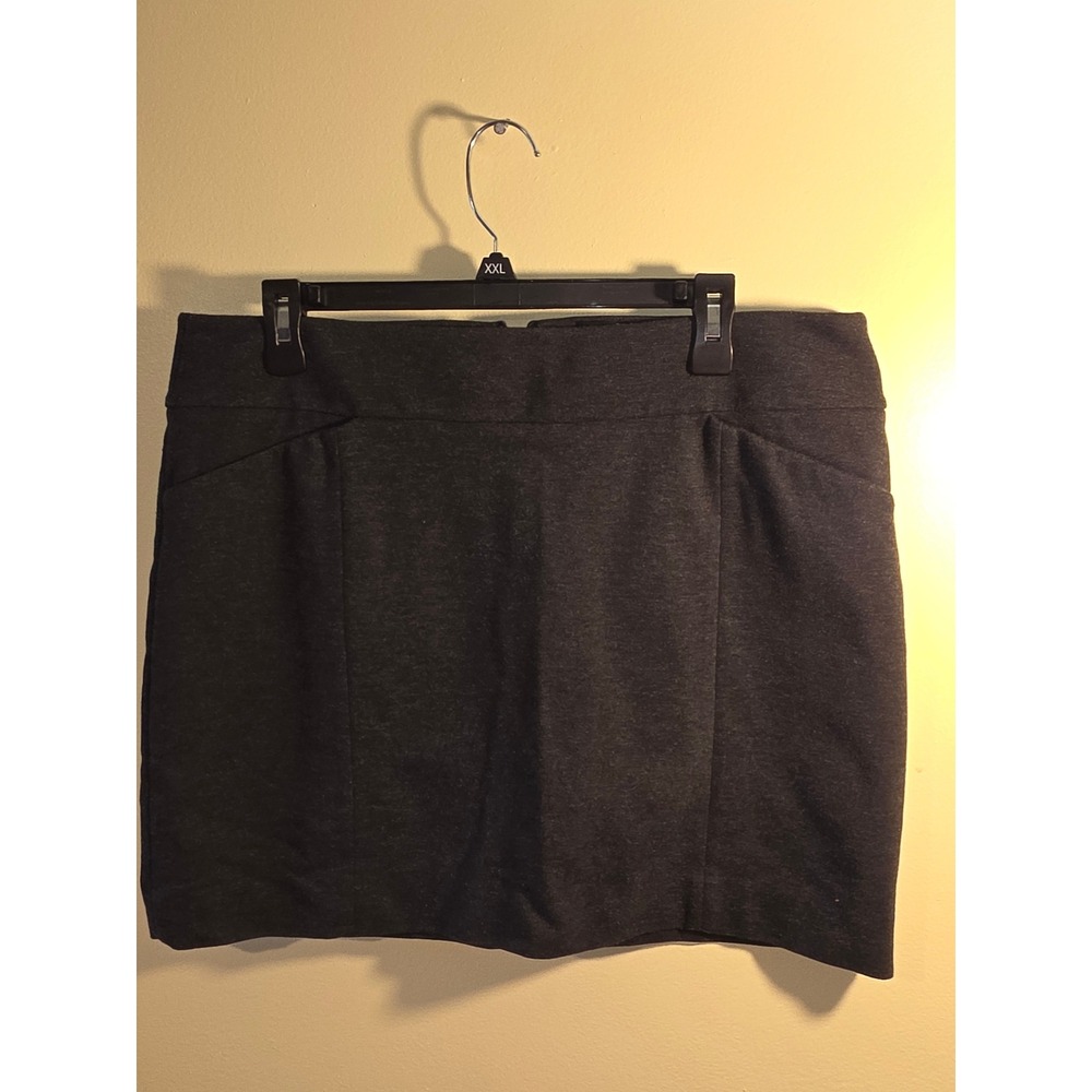 White House Black Market Charcoal Gray Ponte Knit Mini Skirt Large 10-5549